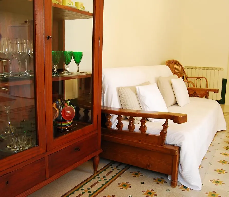 Casa Canape Villa Gioiosa Marea 0*,  Italy