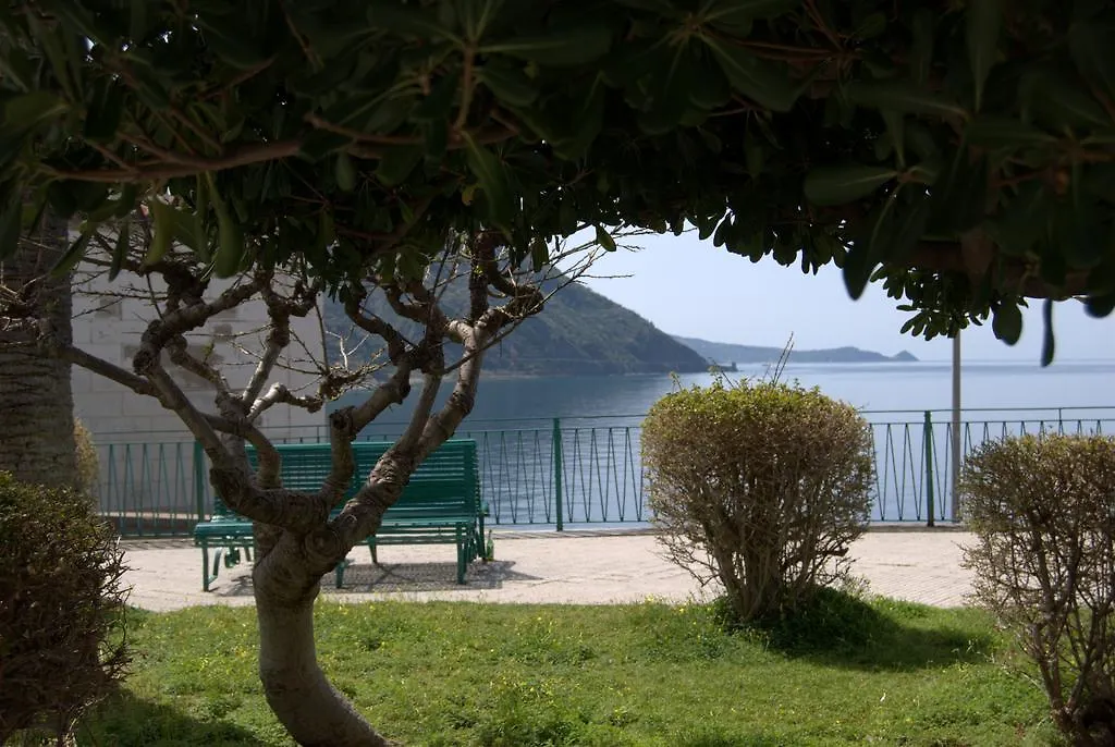 Casa Canape Villa Gioiosa Marea